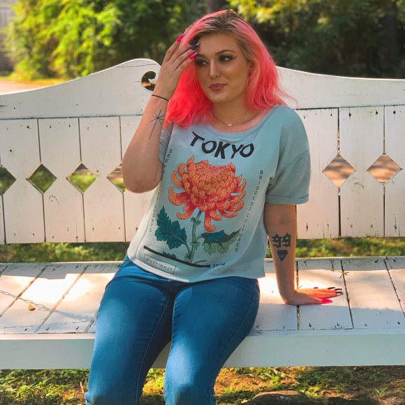 Meet your Posher, Jinxx - Picture 3 of 5